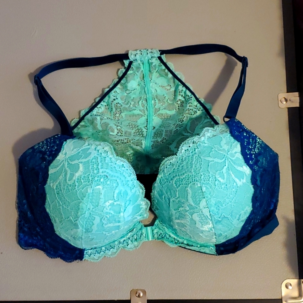 PINK Victoria's Secret 34DD racerback bra